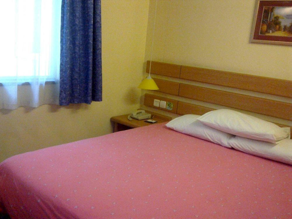 Home Inn Guangzhou Guangdong University Of Foreign Studies Baiyun Avenue Bagian luar foto