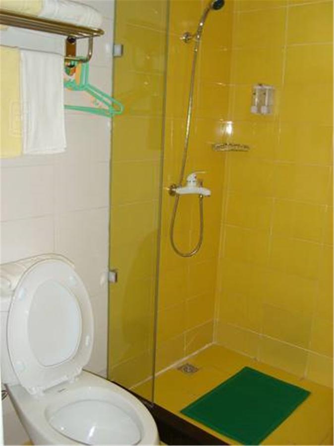 Home Inn Guangzhou Guangdong University Of Foreign Studies Baiyun Avenue Bagian luar foto